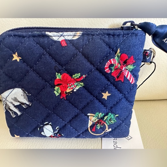 🐧❄️ NWT Vera Bradley Coin Purse in Snow Globe Motifs ❄️🐧 - Picture 3 of 8